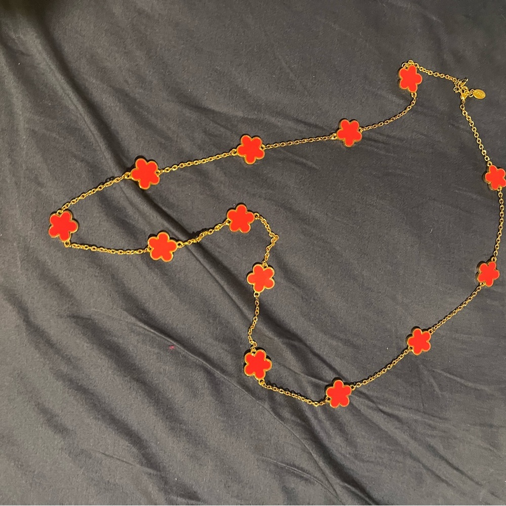 For Nash long necklace. Matches with Lilly Pulitzer
